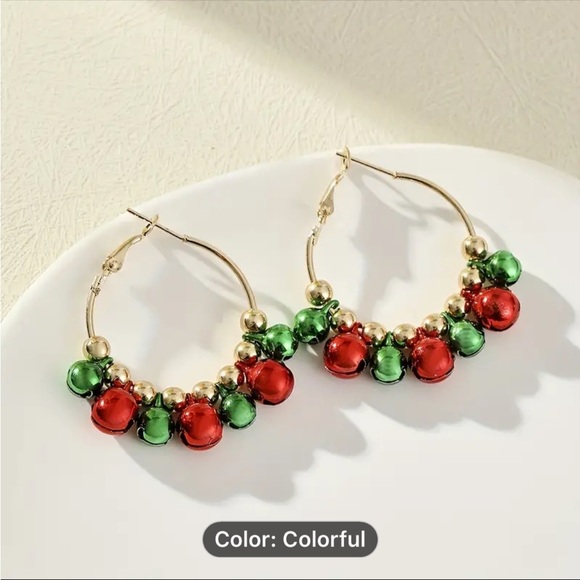 Earrings, NWT, Goldtone Christmas Ornament Bell Earrings, Lightweight, Cute - Picture 6 of 7